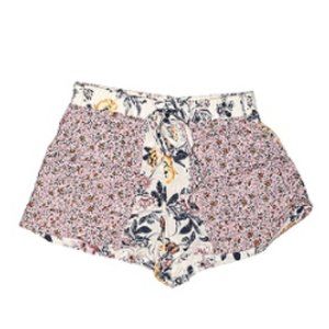 Gypsies & Moondust floral pocketed shorts women's size M